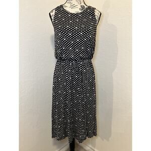 Ann Taylor Loft Black & White Dress Size Small Sleeveless Pleated Career Wear
